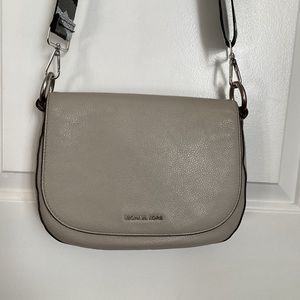 MICHAEL KORS leather Crossbody Cement Gray